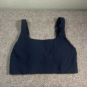 Lululemon Women's Ribbed Train Bra Sports Black Sz 4   Outdoor Gym Exercise EUC